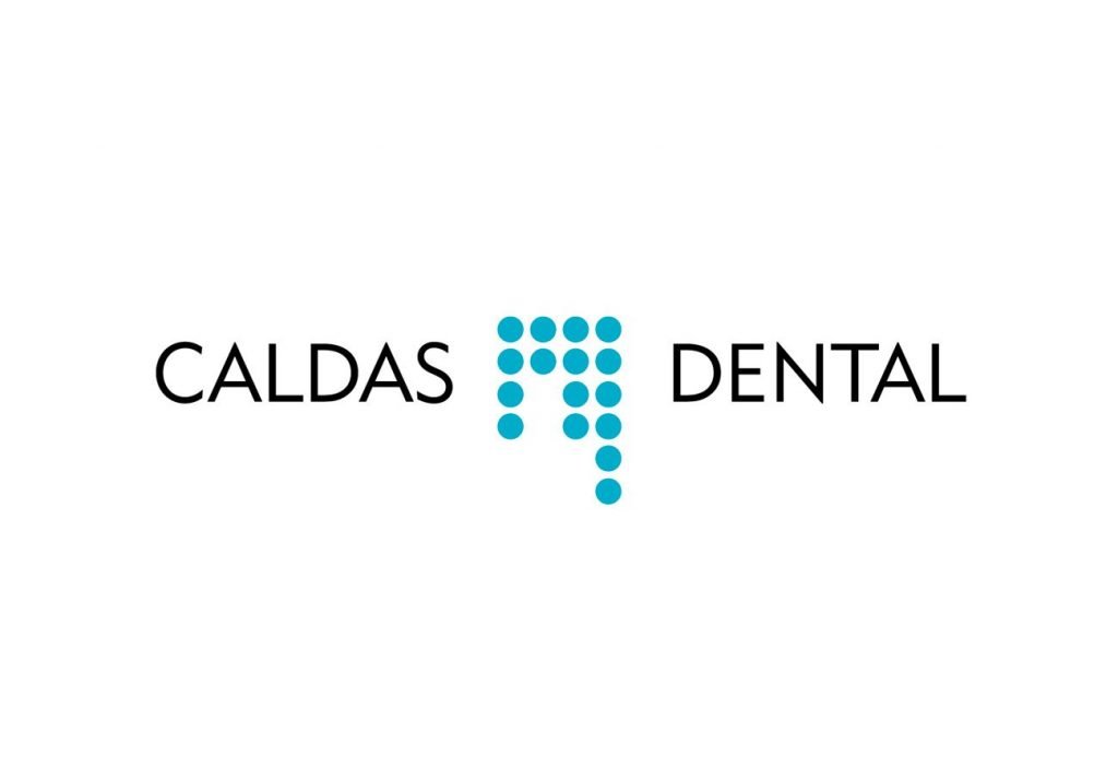 caldas dental logo 1 - inova3 - Marketing digital desde ourense